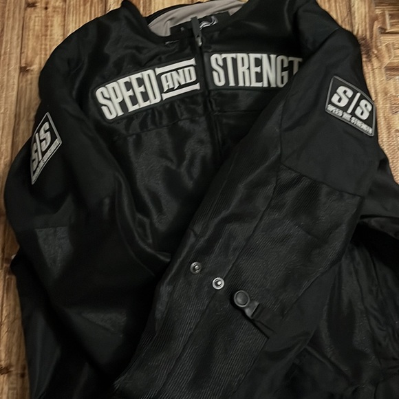 🏍 🛡 🏍• Speed & Strength x Mad Dash Vibes• 🛡🏍🛡 - Picture 13 of 16